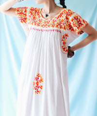 【tiny yearn】Mexican Floral Hand Embroidered Dress