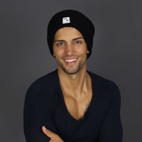 DEEP DESIGN KNIT BEANIE