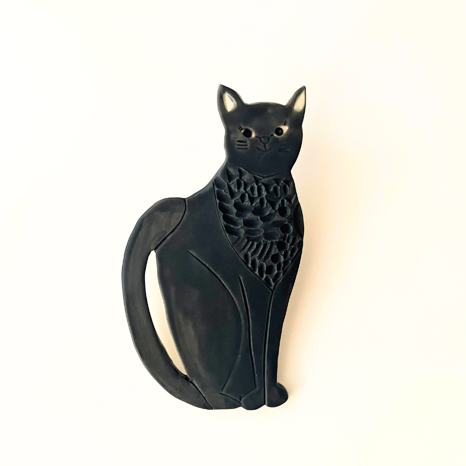 okapi pottery 佐藤恵さん猫ちゃんの壁掛け