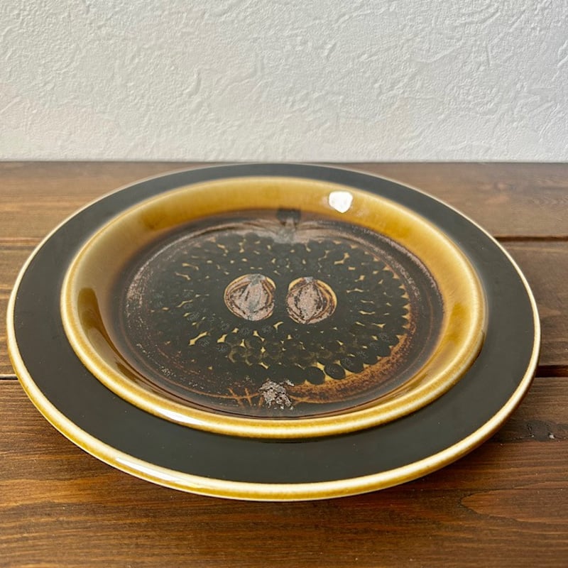 アラビア Fructusシリーズ　りんご模様のお皿 20cm 1960年 アラビア Fructusシリーズ りんご模様のお皿 20cm 1960年 | lacota ラ