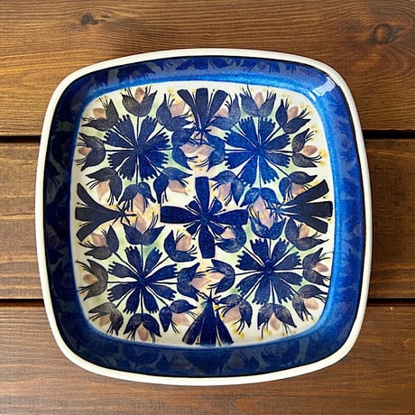 ニルス・トーソン | STORES