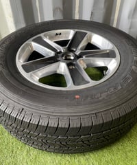 【中古品】JLノーマルタイヤ1本