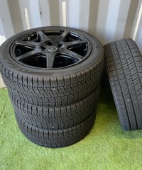 【中古品】ジュリエッタ用　スタッドレスタイヤセット