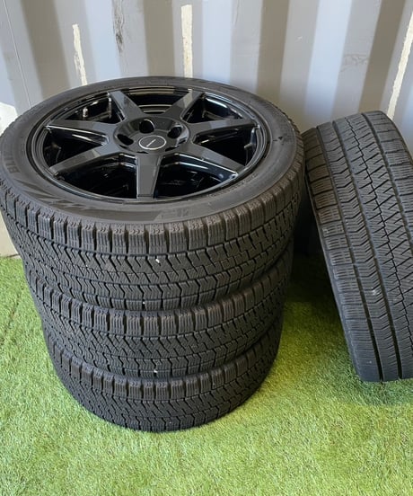 【中古品】ジュリエッタ用　スタッドレスタイヤセット