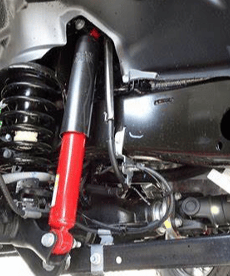 中古品】JLラングラー用純正ショックアブソーバー＆コイル