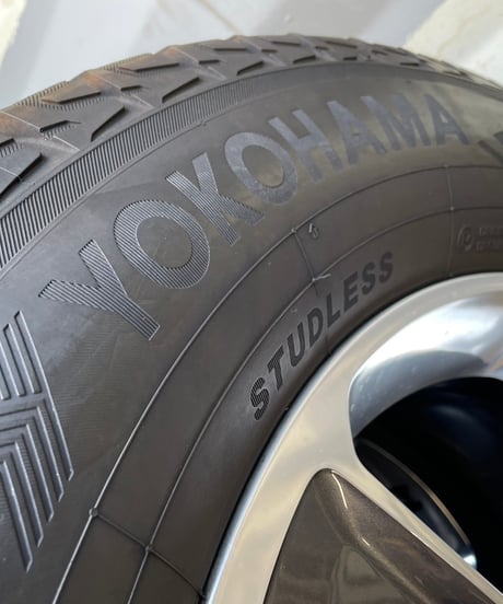 【中古品】JLラングラー用スタッドレスタイヤセット