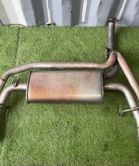 【中古品】アバルト595　マフラー