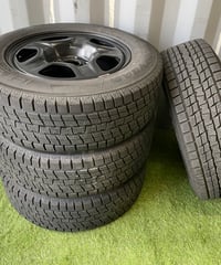 【中古品】レネゲード用スタッドレスタイヤ