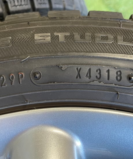 【中古品】FIAT500用　スタッドレスタイヤセット