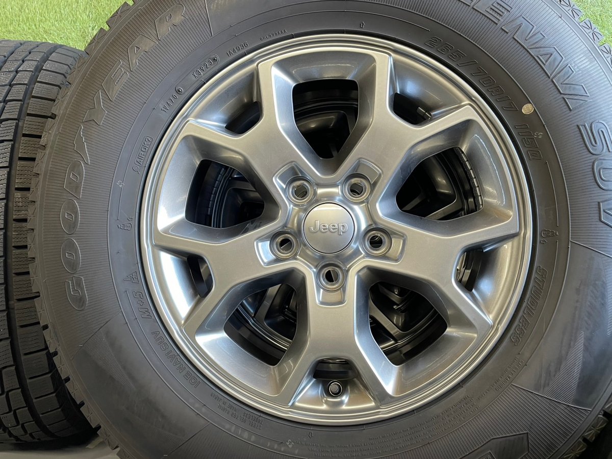 中古品】JLラングラー用スタッドレスタイヤセット | FRCGROUP