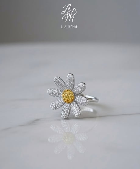 Margaret Pierce / Ring
