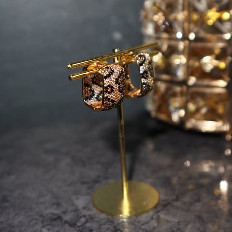 LEO CZ Square Pierces
