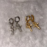 B×B Snake Cross Pierces