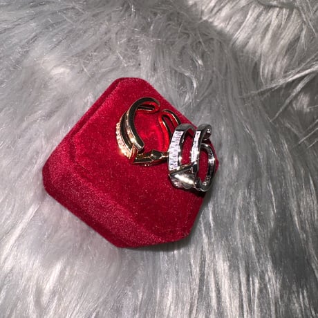 New V Ring