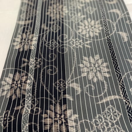 『縞に花唐草 』ー Semi-order ー
