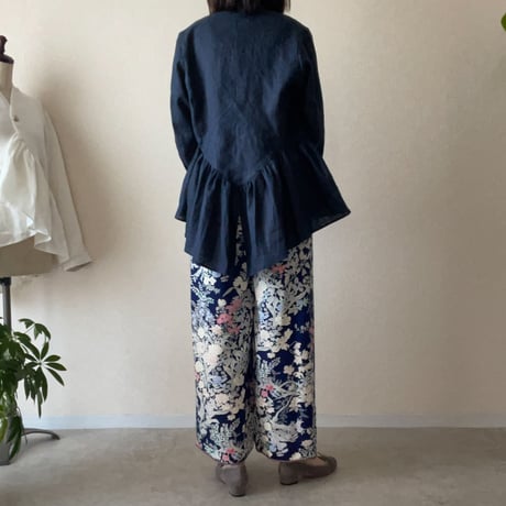 バックダイヤ・トップス【藍色】Linen gathered top x Kimono Fabric