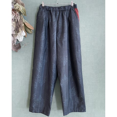 『千穂：CHIHO』Cocoon pants
