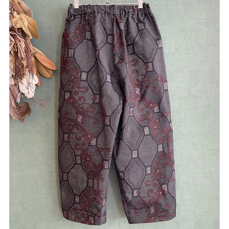 大島紬コクーンパンツ8分丈/Oshima cocoon pants, cropped length