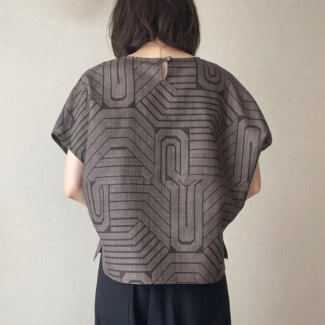 プルオーバー(ダダ柄)………＊予約商品(3〜４週間位)