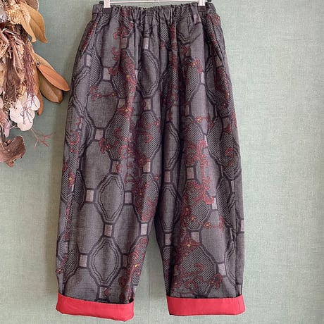 大島紬コクーンパンツ8分丈/Oshima cocoon pants, cropped length