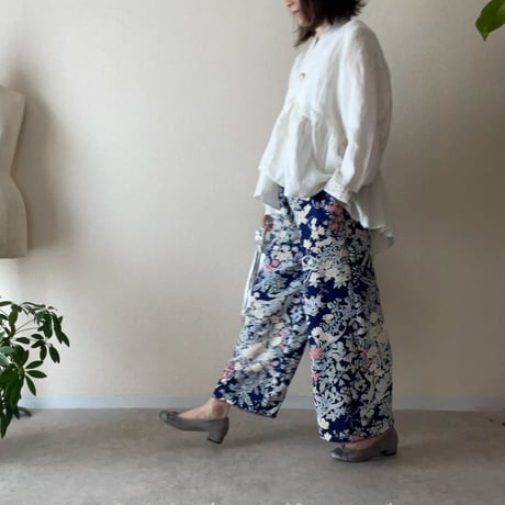 バックダイヤ・トップス【OW】Linen gathered top