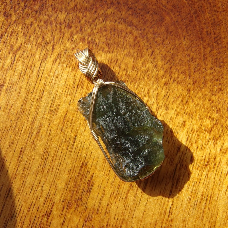 モルダバイト（ペンダントトップ） | Crystal Light