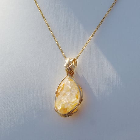 ゴールデンフェナカイト（ペンダントトップ）