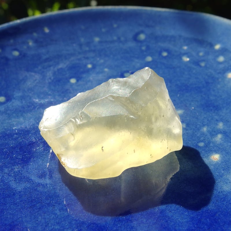 リビアングラス | Crystal Light