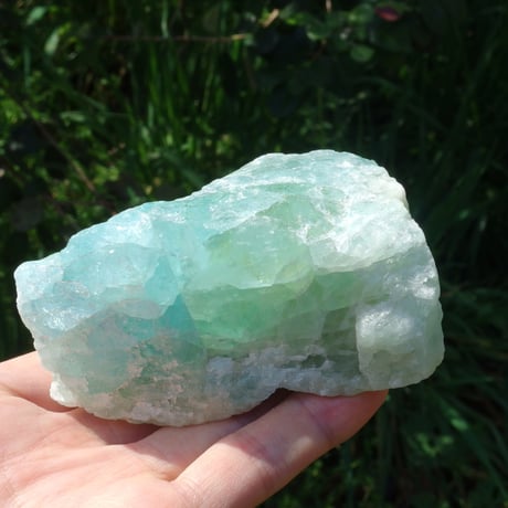 アクアマリン（大型サイズ原石）