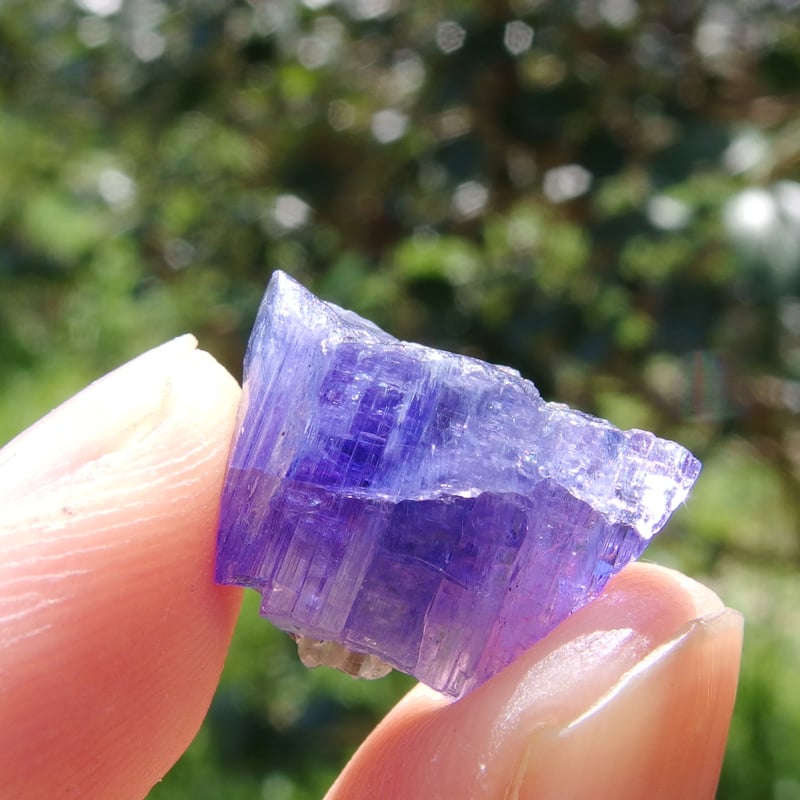 タンザナイト原石 TA6）タンザナイト原石 ラベルなしの通販 by