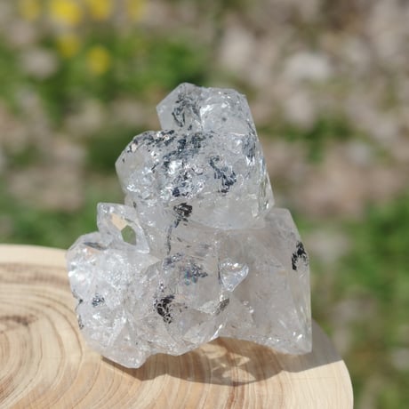 ハーキマーダイヤモンド（連結結晶、虹入り）