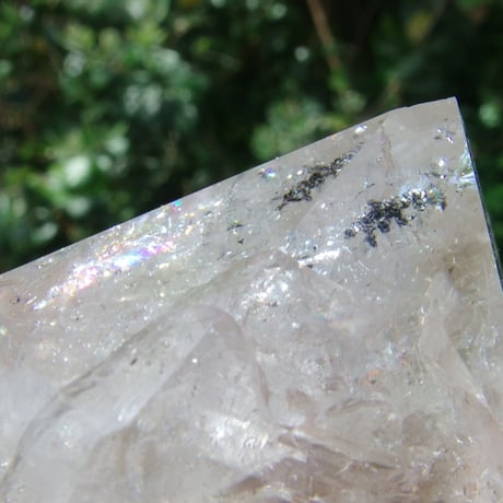 ハーキマーダイヤモンド（連結結晶、虹入り）