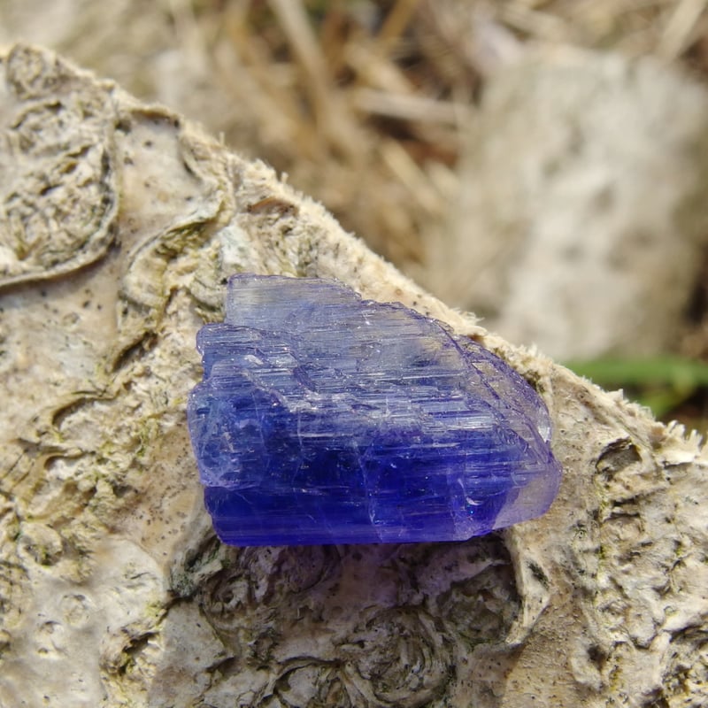 非加熱タンザナイト原石（虹入り）【特典付き】 | Crystal Light