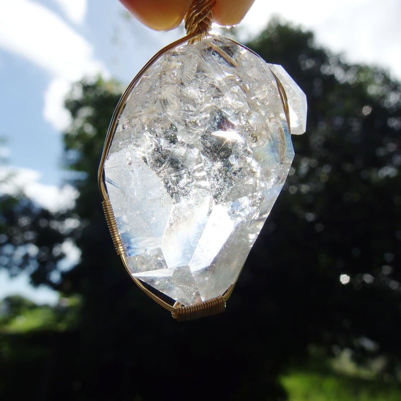 0115113 希少オイルイン虹入りハーキマーダイヤモンド16＊26ミリ