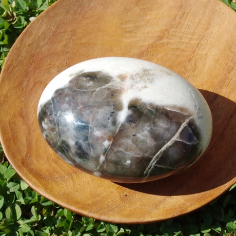 チョコレートムーンストーン