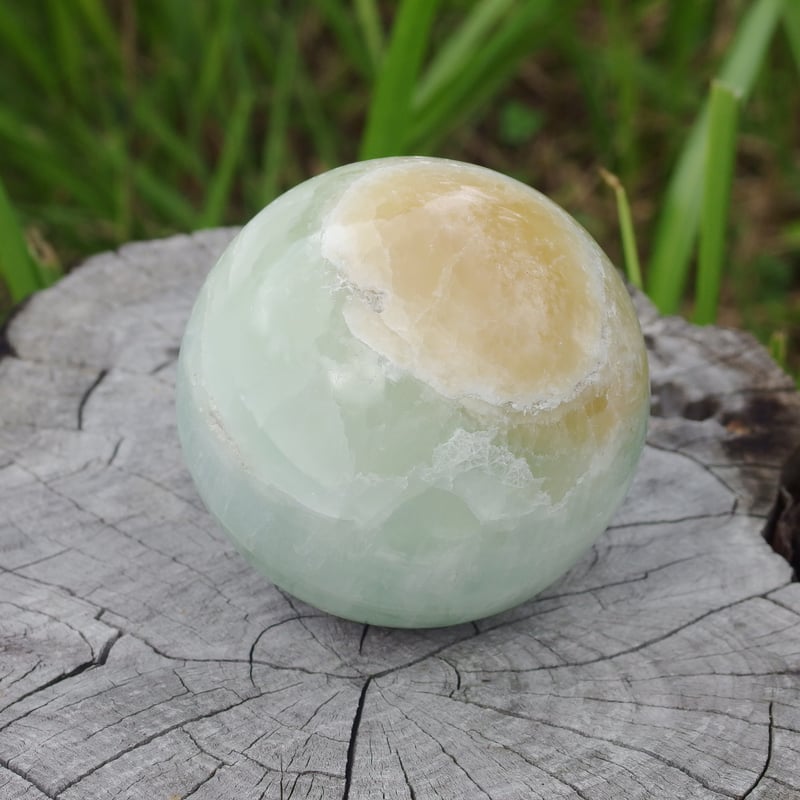 高品質　カリビアンカルサイト　スフィア　天然石 カリビアンブルーカルサイト（スフィア） | Crystal Light