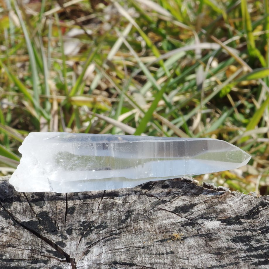 64083f0fb523c46bbe4ac4d4
