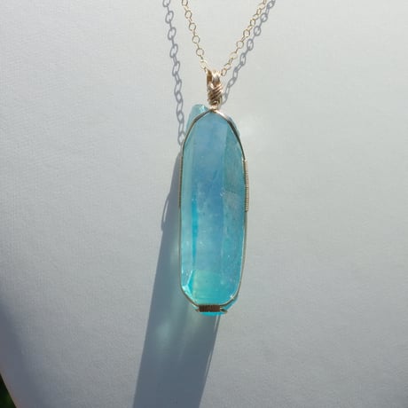 アクアオーラのペンダントトップ
