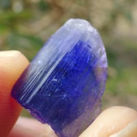 非加熱タンザナイト原石（虹入り）【特典付き】