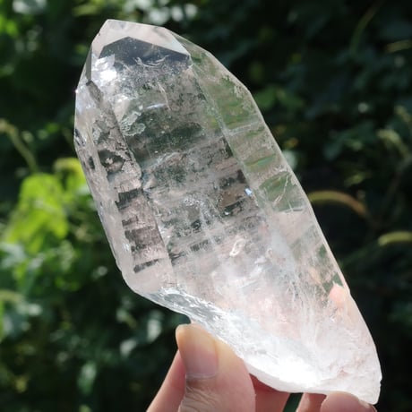 【チャネリング】虹入り✨　ピンク　レムリアンシード　クリスタル　原石 Amazon.co.jp: チャネリング虹入り ピンク レムリアンシード