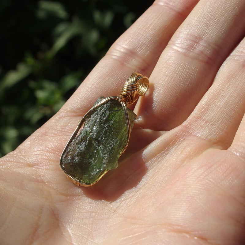 モルダバイト　ペンダントトップ モルダバイト（ペンダントトップ） | Crystal Light