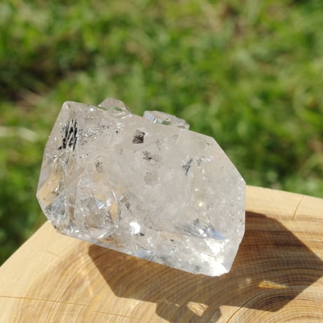 ハーキマーダイヤモンド（虹入り）