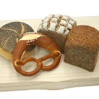 ライ麦パンと小物パンセットⒶ（ライ麦好きな方にお勧め）【クール便商品】