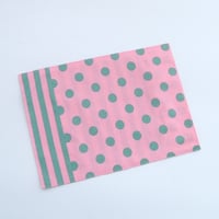 ランチョンマット22×30(カラフル水玉ストライプ ピンク＆グリーン)