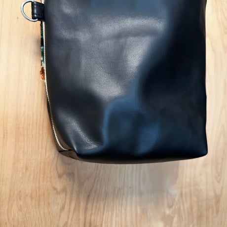 flower / rug kinchakubag