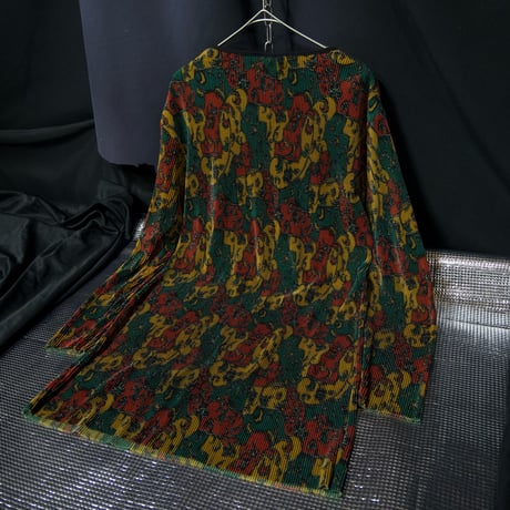USED Botanical (Tribal&Lily&Fire) Raster Color Full Graphic Pleats Dress L/S Tee