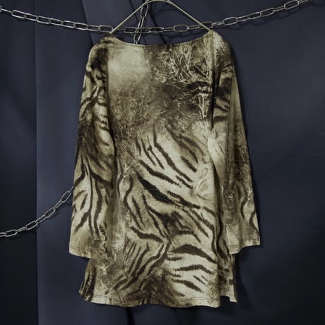 LAURA ASHLEY Tiger Patterns V-Neck Rhinestones 5/S Second Skin