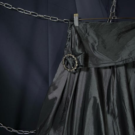 USED Deformation Design Medium Length Balloon Shiny Skirt