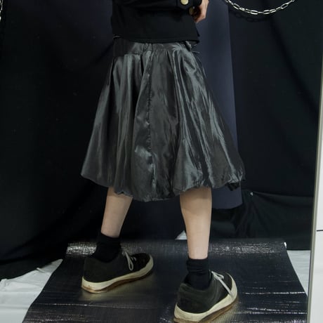 USED Deformation Design Medium Length Balloon Shiny Skirt