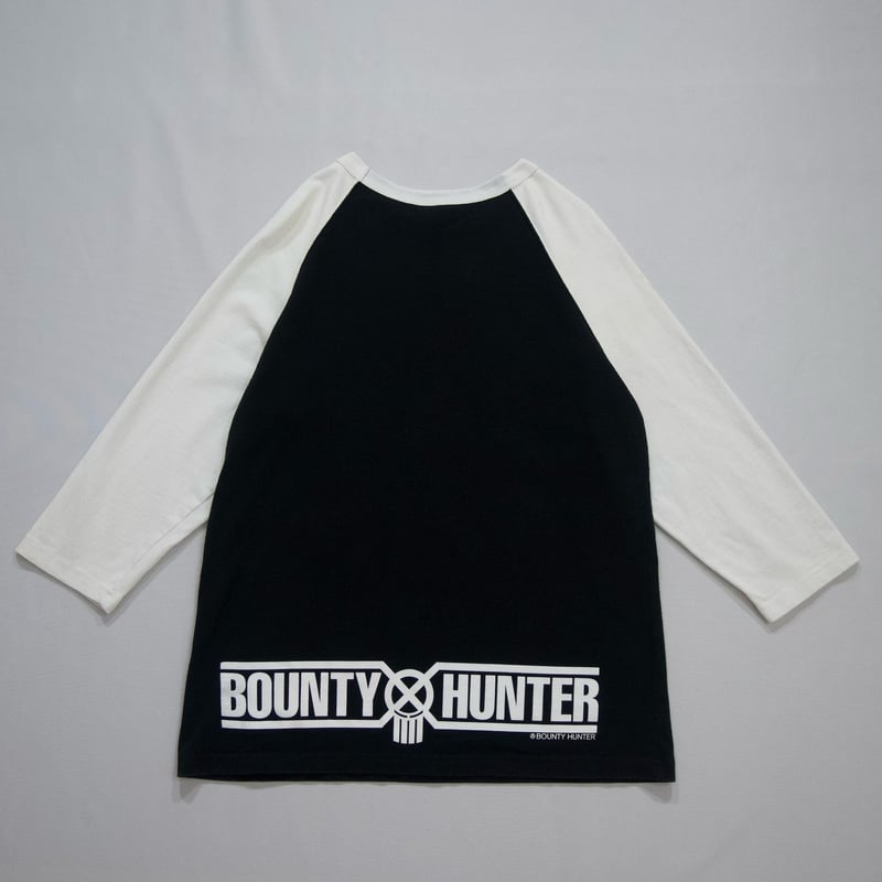 Bounty Hunter Three Skull Raglan Sleeves Tee | 